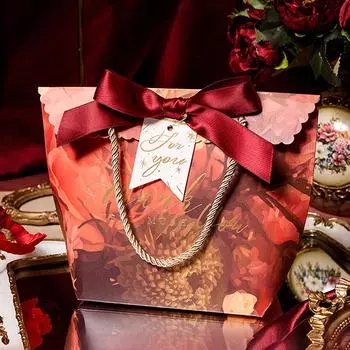 Creative European Premium Triangle Candy Box Wedding Portable Wedding High Quality Candy Box Wedding Candy Bag