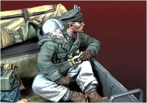 Darius Miniature Немецкая армия Второй мировой войны, офицер СС, сидящий с биноклем, набор из смолы DMF35070 1/35