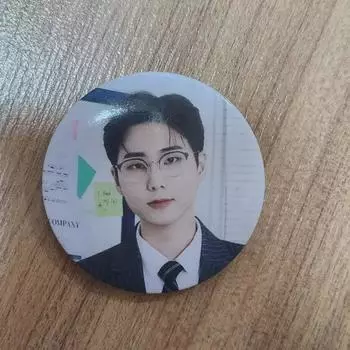Daysix Can Badge Young K