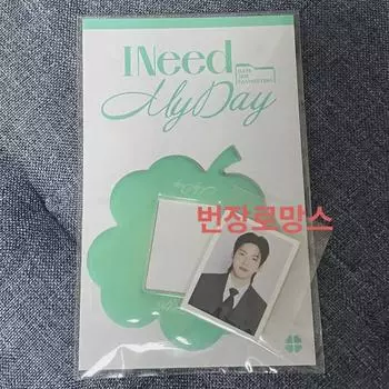 Daysix Helped Id Photo Holder Fan Meeting Id Photo Batch