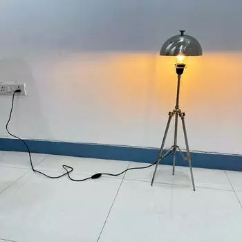 Декоративная хромированная настольная лампа с хромированным абажуром Mid Century Modern Lighting Lamps