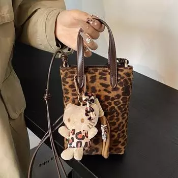 Design Matte Retro Portable Fashion Trend Mobile Phone Small Bag Bucket Bag Messenger Bag Tide no pendant чёрный