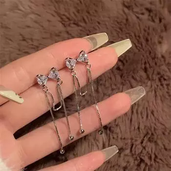 Длинные серьги-кисточки в форме банта для женщин Ins Niche Design Light Luxury Earrings