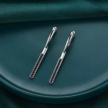 Длинные серьги-кольца с черным камнем для женщин