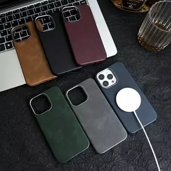 Для iPhone 16 Plus 15 Pro14 13 Pro Max противоударный магнитный ретро PU кожа металлический каркас ПК жесткий однотонный тонкий чехол iPhone 15 чёрный