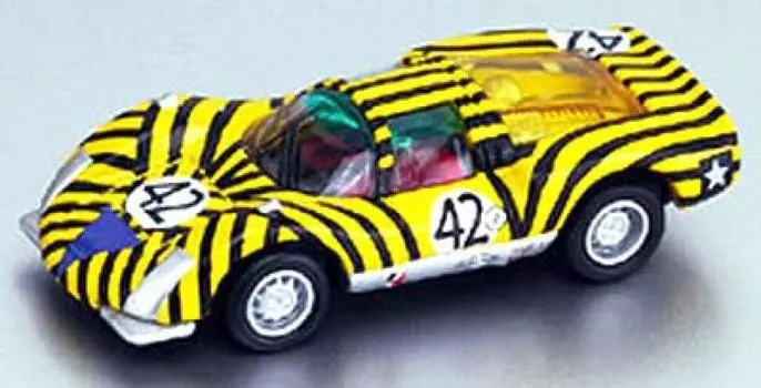 Ebro Premium ClassiXXs Porsche Carrera 6 Sebring 67 08054 Готовый продукт 1/87 Желтый/Черный жёлтый