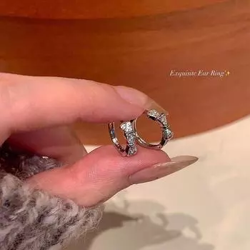 Elegant Micro-Inlaid Bow Earrings for Women - Trendy High-End Design, Popular with Influencers E6117 серебряный