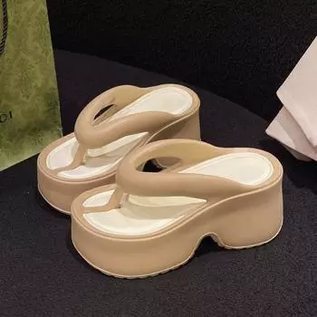 EVA thick-soled high-heeled flip-flops for women s summer wear fashionable small people to increase their height, beach pinch feet cool slippers 36/37