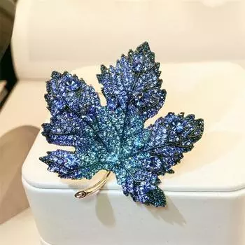 Exquisite Maple Leaf Elegant Luxury Cute Pin Korean Style Brooch Sweater Accessories Female Brooch красный