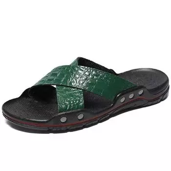 Fashion New Designer Summer Men Slippers 2024 Outdoor Slides High Quality Non Slip Comfortable Lightweight Beach Shoes Men s Footwear 38