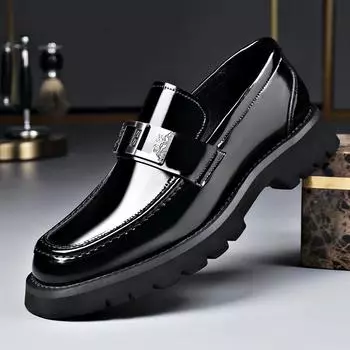FashionDesigner Новые толстые металлические мокасины для мужчин с яркой подошвой Модные кожаные легкие туфли без застежек в стиле ретро большого размера для мужчин 38 чёрный