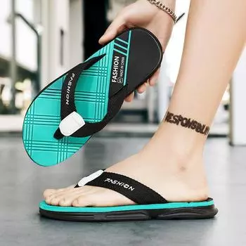 Flip-flops men s Korean version trendy men s summer thick-soled slippers non-slip outdoor wear pinch feet cool slippers soft-soled beach shoes 39