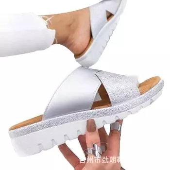 Foreign trade large size sandals women s 2025 summer new European and American fashion low heel flat bottom casual women s cool slippers 34 чёрный