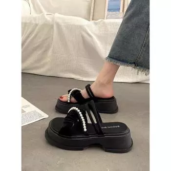 French platform pearl open-toed sandals women s 2025 summer new ins small fragrant versatile muffin sole Roman shoes 35