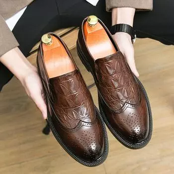Fu Shoes Men s Spring Business Le Brock Flower Foot Leather Shoes Men s Korean Office Small Leather Shoes 38