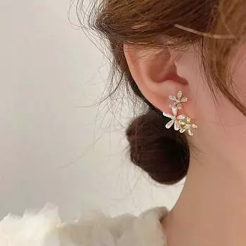 GemChic женские серьги-гвоздики с иглой и вставкой циркона, серьги с имитацией жемчуга, цветы, нежные милые серьги, ювелирные изделия на день рождения, Рождество, подарок