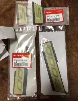 Genuine HONDA Fender Side Emblem Badge Set 75710-S2A-000 75711-S2A-000 S2000 AP1