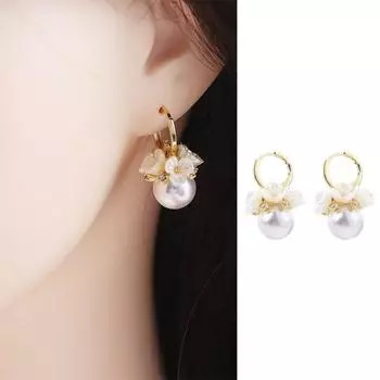 Gold Ear Buckle Shell Pearl Earrings Flower Stud Earrings Female Earrings Korean Style Earrings золотой