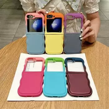 Градиентный волнистый мягкий чехол для телефона TPU для Samsung Galaxy Z Flip 6 5 4 3 Flip 6 Flip 5 Flip 4 Flip 3 5G волнистая волнистая задняя крышка с фигурной рамкой For Galaxy Z Flip 3