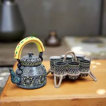 Handcrafted & Handpainted Multicoloured Aluminium Tea Kettle Pot and 6 Glasses with Stand (Black, Yellow, White) чёрный