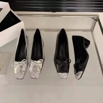High-end square head light mouth single shoes women s spring and autumn new Korean version French temperament evening wind thick heel silver high 35 серебряный