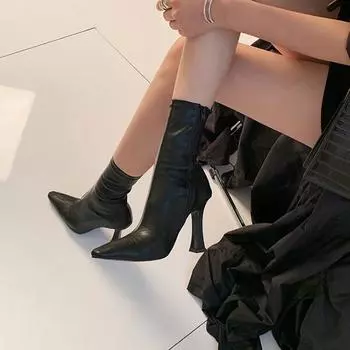 High-heeled short boots women s 2025 new winter velvet small square-headed thin boots Korean version of thin-heeled high heels 34 чёрный