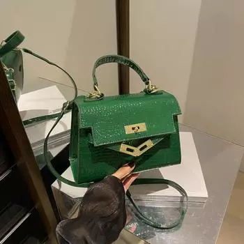 High sense fashion versatile portable square bag summer retro crocodile pattern messenger bag 2025 women s bag зелёный