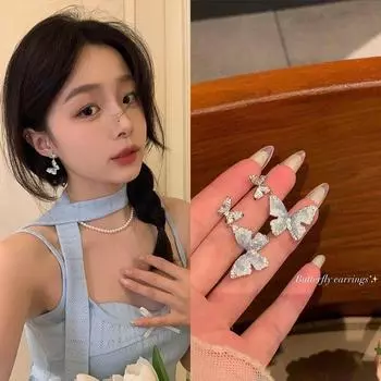 Ice Crushing Butterfly Earrings Suitable for Summer Female Fancy Earrings Non-Piercing Ear Clip Light Luxury Temperament Elegant Stud Earring 925 tremella needle a pair of main figure!!