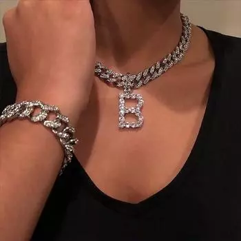 Iced Out 26 Буквенное Начальное Ожерелье Серебряного Цвета Теннисная Цепочка Чокер для Женщин Блестящие Кристаллы Алфавит Ожерелье Заявление Ювелирные Изделия