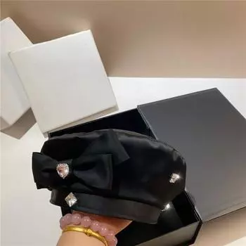 Ins Chic Autumn Grace Drill Bowknot Satin Fabrimodel Show Fashion Street Lady Beret Hat Womens Casual Painter Hat head size 57cm