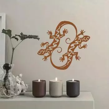 Изделия из железа Gecko — украсьте свой дом этим прекрасным произведением искусства. Идеально подходит для гостиной, спальни, прихожей и наружного декора. светло-серый