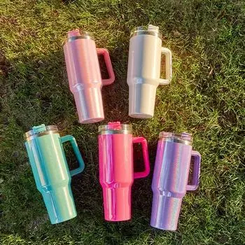 Изолированная кружка для воды Rainbow Paint 40 унций из нержавеющей стали 304 с трубочкой для мороженого, устанавливаемая в автомобиль, с большой ручкой, изолированная кружка 1200ML