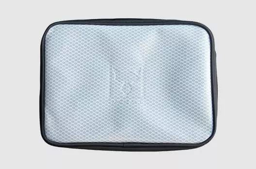 Jackall Multi Pouch Белый Черный Размер L (3606) Approximately 210 X 150 X 45 mm чёрный/белый
