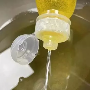 JJTHNCR Kitchen oil bottle PP5 polypropylene environmentally friendly reusable oil, condiment squeeze bottle cooking accessories