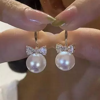 K-style New Arrival Zircon Bows Pearl Earrings Stylish Pearl Earrings Fashion Temperament Entry Lux Ear Rings Women Zircon Bows Pearl