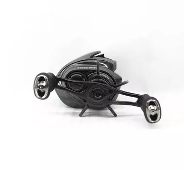 Катушка Daiwa Baitcast 24 Steez SV TW 100 для правой руки (4299)