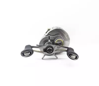 Катушка Shimano Baitcast Calcutta Conquest BFS XG, левая рука 2023 г. (5713)
