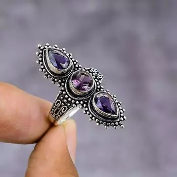 Кольцо из серебра 925 пробы с натуральным аметистом, размер 10,5 o1K90