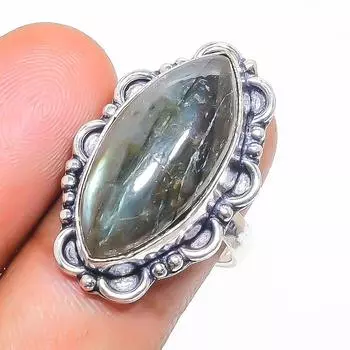 Кольцо из серебра 925 пробы с натуральным лабрадоритом, размер 6 z8C38