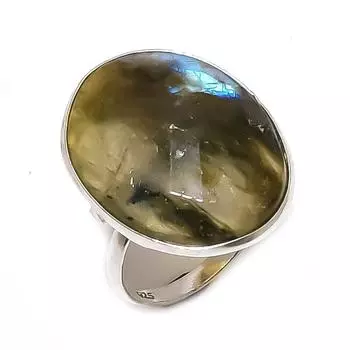 Кольцо из серебра 925 пробы с натуральным лабрадоритом, размер 8 e8O68