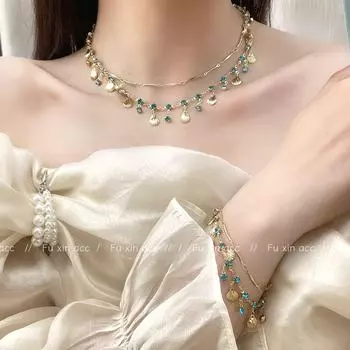 Комплект из ожерелья и браслета с ракушками Blue Love: Элитные модные женские украшения с нишевым дизайном. 10452s