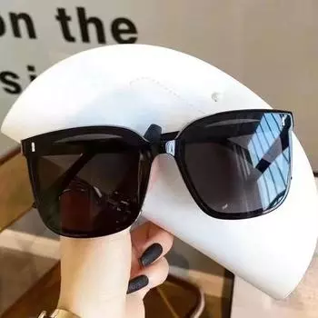 Korean Sunglasses Male Douyin Live Broadcast Metal Rice Nails Sunshade Sunglasses Anti-Ultraviolet Glasses