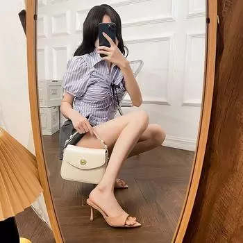Korean version of sexy cool slippers, the new square head versatile one-word open-toe slippers in the summer of 2024, wearing high-heeled slippers 35
