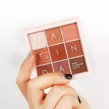 Корейская палетка теней для век [Natinda] Magic Eyeshadow Palette 9 цветов – 02 Brown Take (1,5 г каждый)