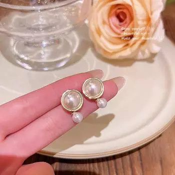 Корейские серьги с жемчугом из серебра 925 пробы — элегантный, легкий и роскошный стиль. E5944 золотой