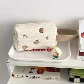 Косметичка с вышивкой медведя, стеганое одеяло, хлопковый холст, женский органайзер на молнии, косметический органайзер, милая косметичка на запястье, портативный чехол для туалетных принадлежностей