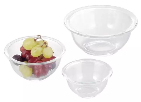 Круглая термостойкая стеклянная чаша iwaki AGC Techno Glass из 3 предметов. Безопасная конструкция с широким горлом для легкого смешивания ингредиентов. Низкий центр тяжести.