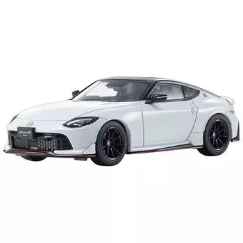 Kyosho original 1/43 nissan fair lady Z Nismo 2024 белый Готовый продукт