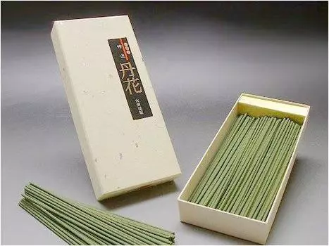 Large incense specially selected red flower (beige box) TG-2 бежевый