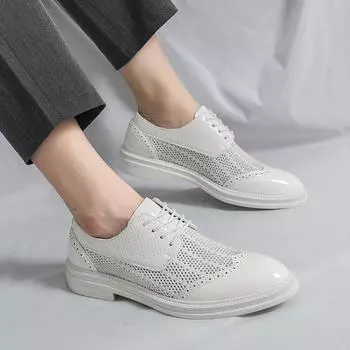 Large size summer new hollow leather shoes fashionable men s block carved leather shoes British casual leather shoes 38